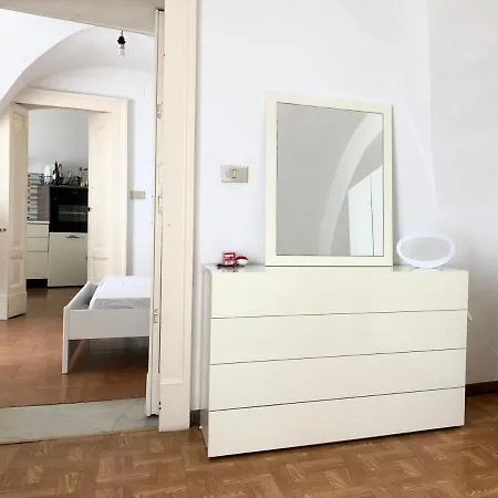 Ambra House *
